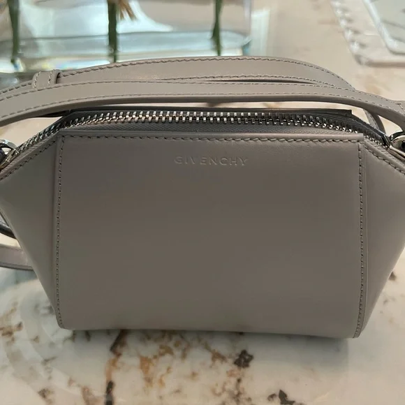 NWT GIVENCHY Nano Antigona Crossbody Bag- GREY - Picture 5 of 11